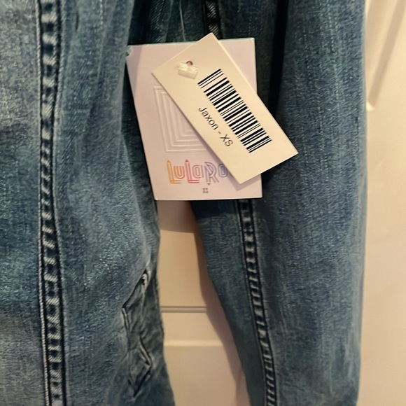 Custom Embroidery Denim Jacket - Picture 4 of 4